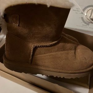 Girls ugg boots